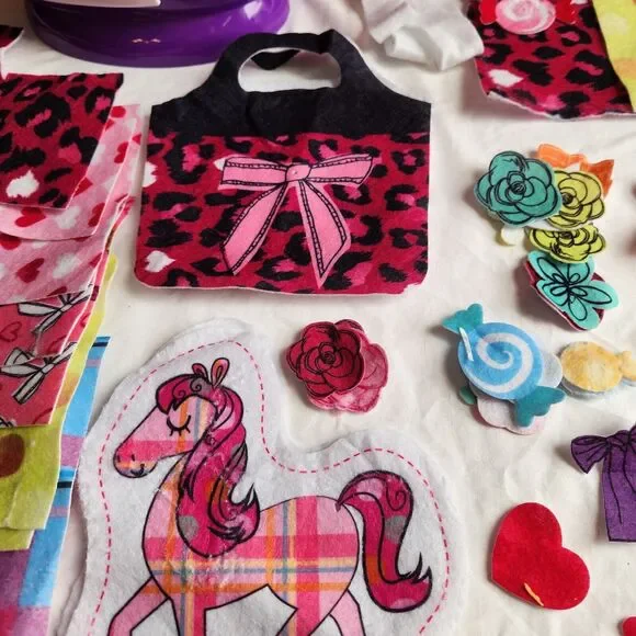 Sew Cool Sewing Machine - Purple w/ Pink Accents W/ Accessories - Picture 12 of 16